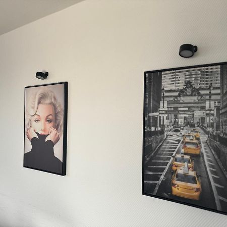 Stadthotel ไฮล์บรอนน์ ภายนอก รูปภาพ
