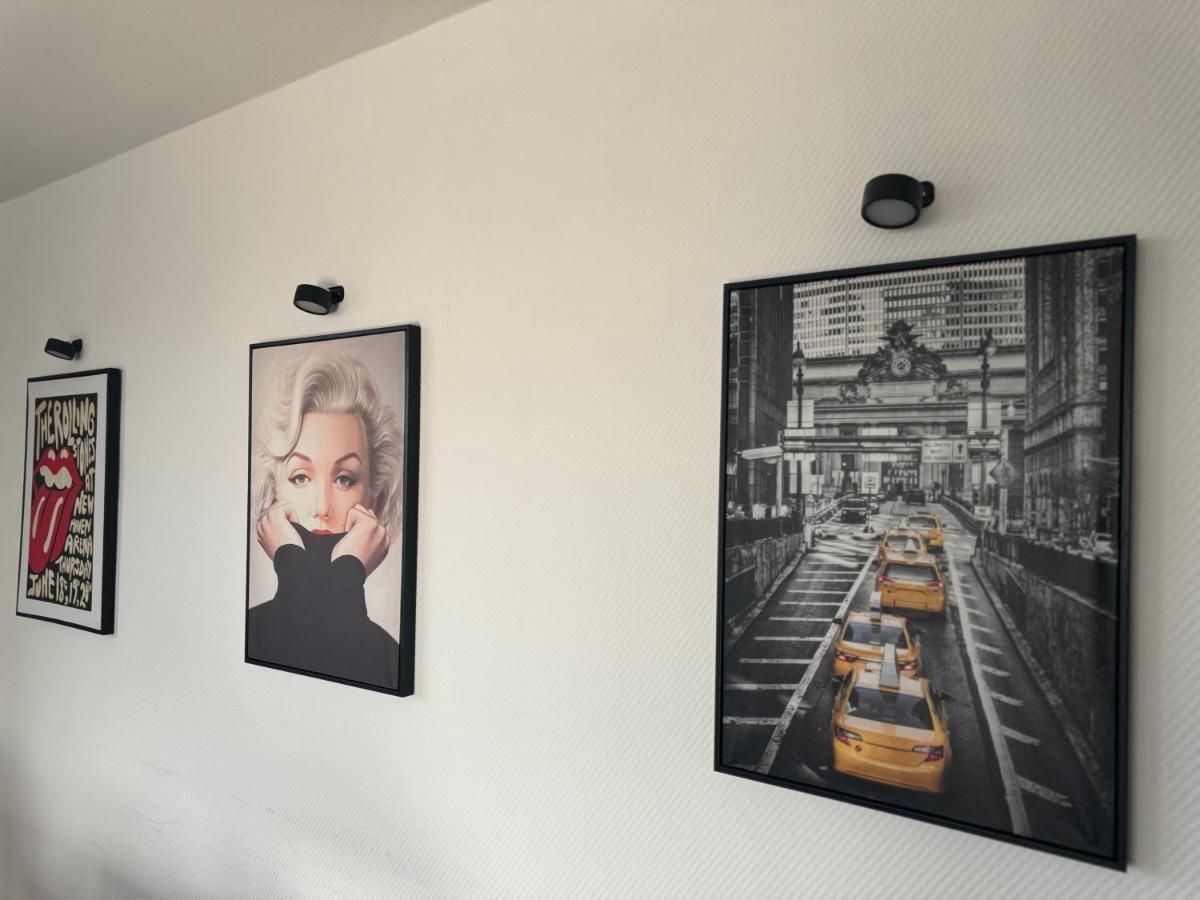Stadthotel ไฮล์บรอนน์ ภายนอก รูปภาพ